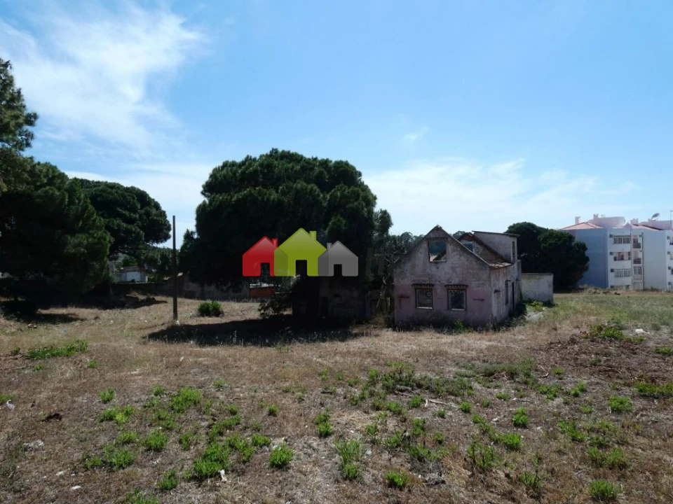 Terreno para Venda em Caparica e Trafaria Foto 17