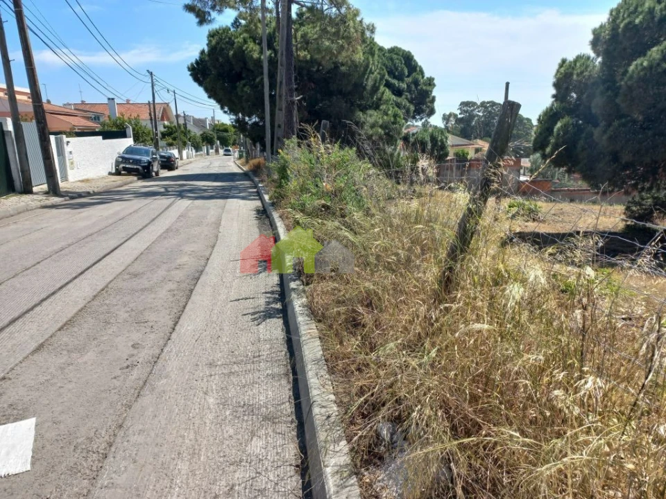 Terreno para Venda em Caparica e Trafaria Foto 6