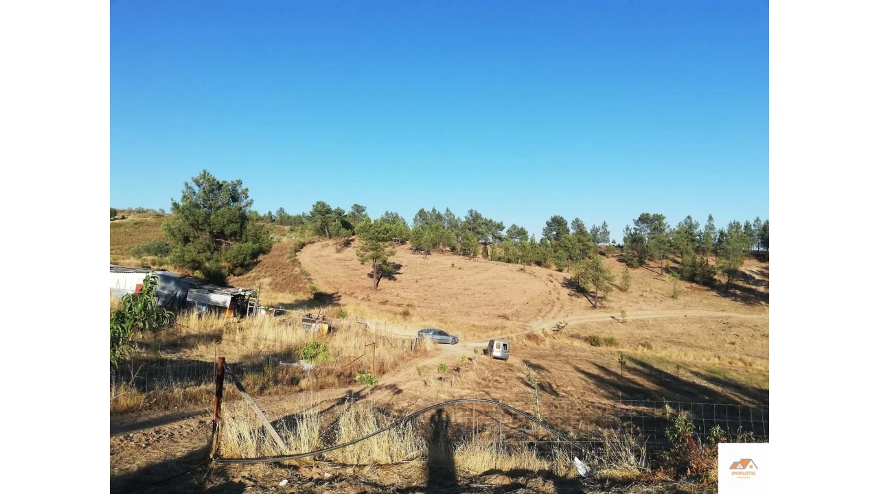 Terreno para Venda em Benquerenças Foto 10