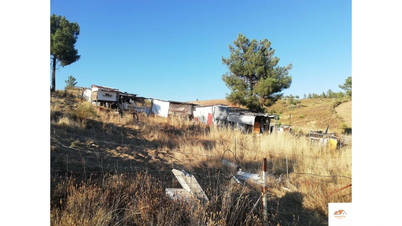 Terreno para Venda em Benquerenças Foto 9