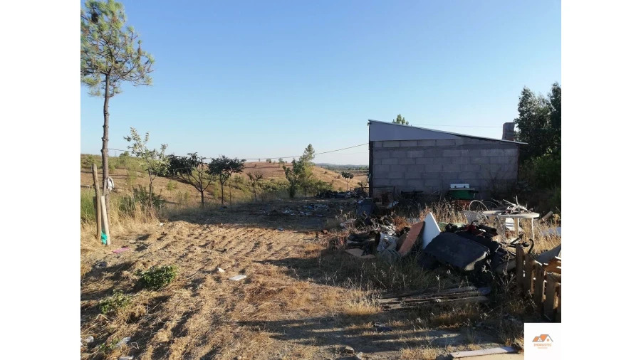Terreno para Venda em Benquerenças Foto 12