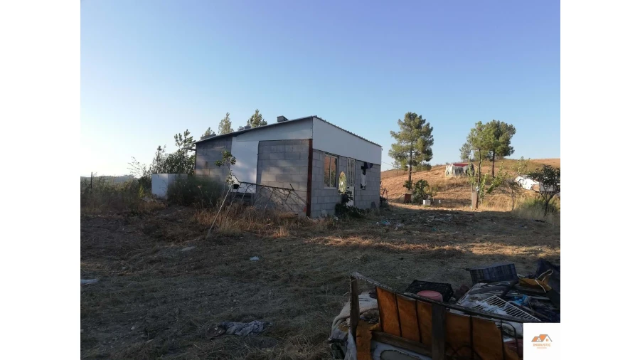 Terreno para Venda em Benquerenças Foto 18