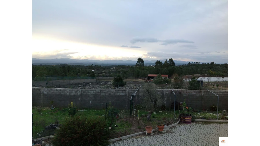 Quinta T3 para Venda em Benquerenças Foto 21