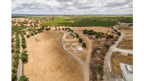Terreno para Venda em Reguengos de Monsaraz