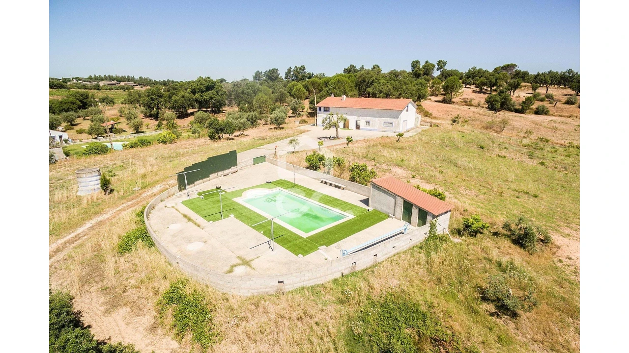 Quinta T3 para Venda em Cabeção Foto 1