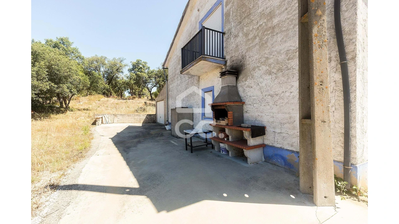 Quinta T3 para Venda em Cabeção Foto 38