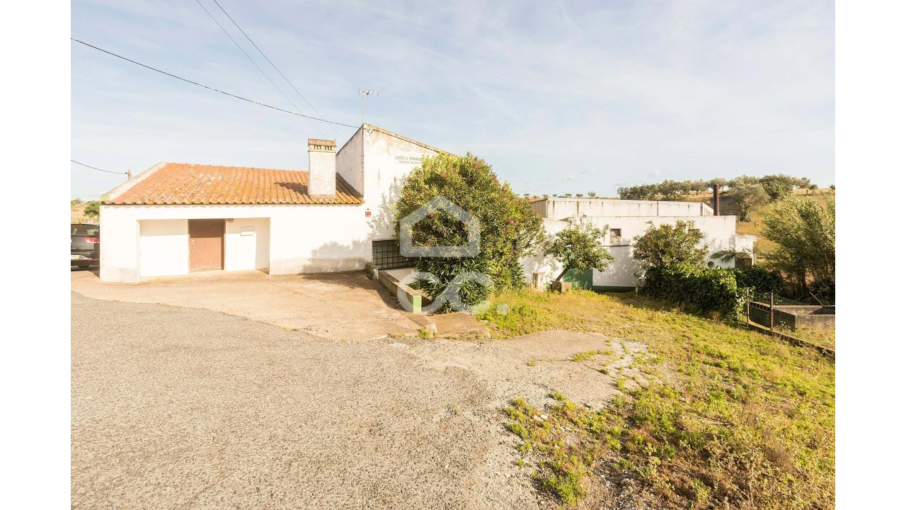 Quinta T3 para Venda em Nossa Senhora de Machede Foto 11