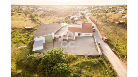 Quinta T3 para Venda em Nossa Senhora de Machede