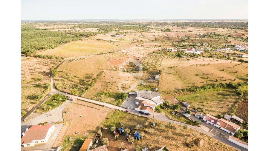 Quinta T3 para Venda em Nossa Senhora de Machede Foto 34