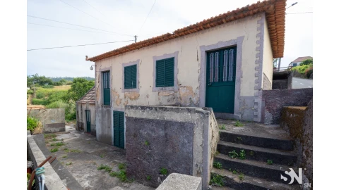 Moradia T2 para Venda em Fajã da Ovelha