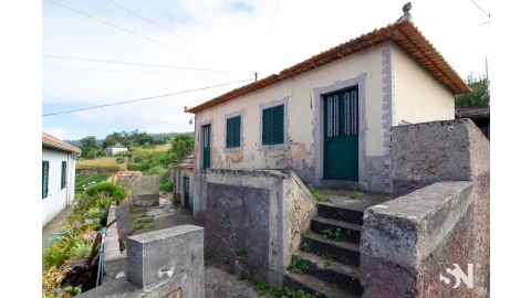 Moradia T2 para Venda em Fajã da Ovelha
