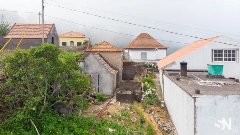 Moradia T2 para Venda em Fajã da Ovelha