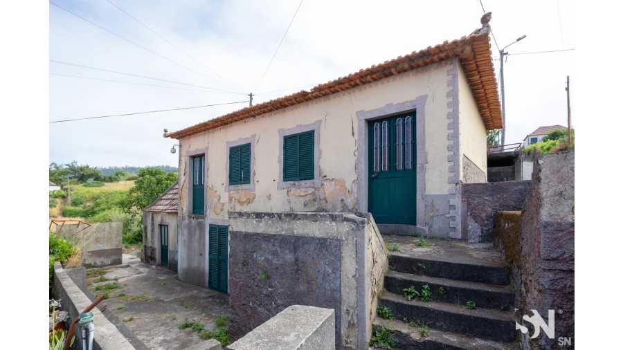 Moradia T2 para Venda em Fajã da Ovelha Foto 12