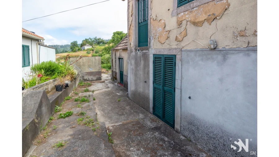 Moradia T2 para Venda em Fajã da Ovelha Foto 7