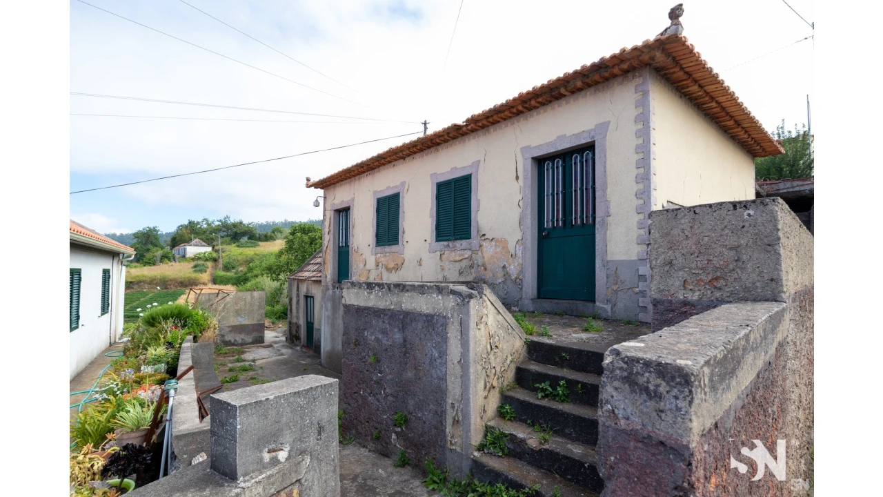 Moradia T2 para Venda em Fajã da Ovelha Foto 6