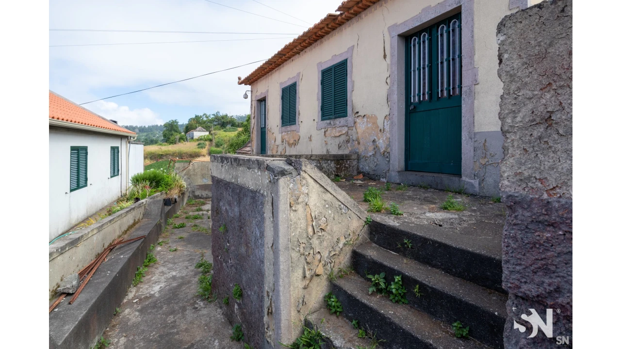 Moradia T2 para Venda em Fajã da Ovelha Foto 10