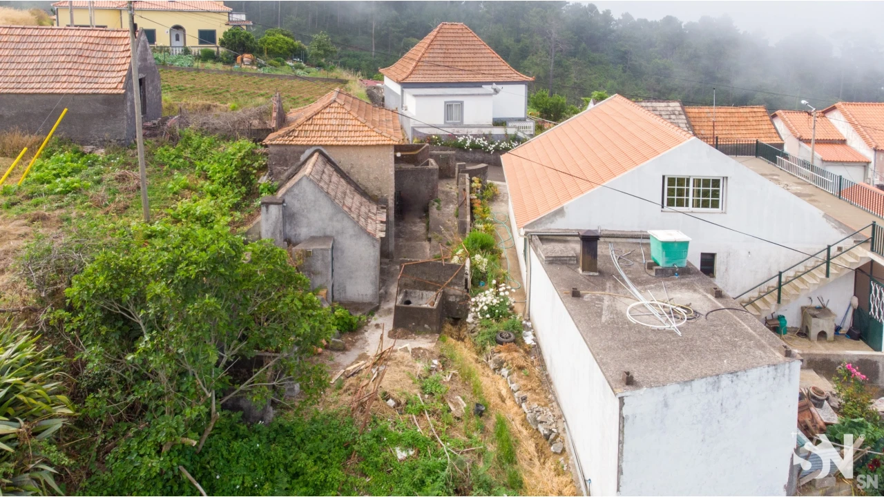 Moradia T2 para Venda em Fajã da Ovelha Foto 27