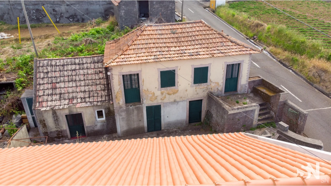 Moradia T2 para Venda em Fajã da Ovelha Foto 4