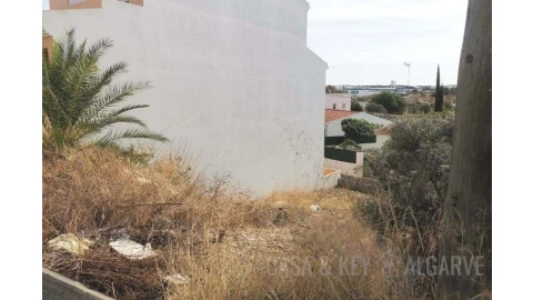 Terreno para Venda em Estômbar e Parchal