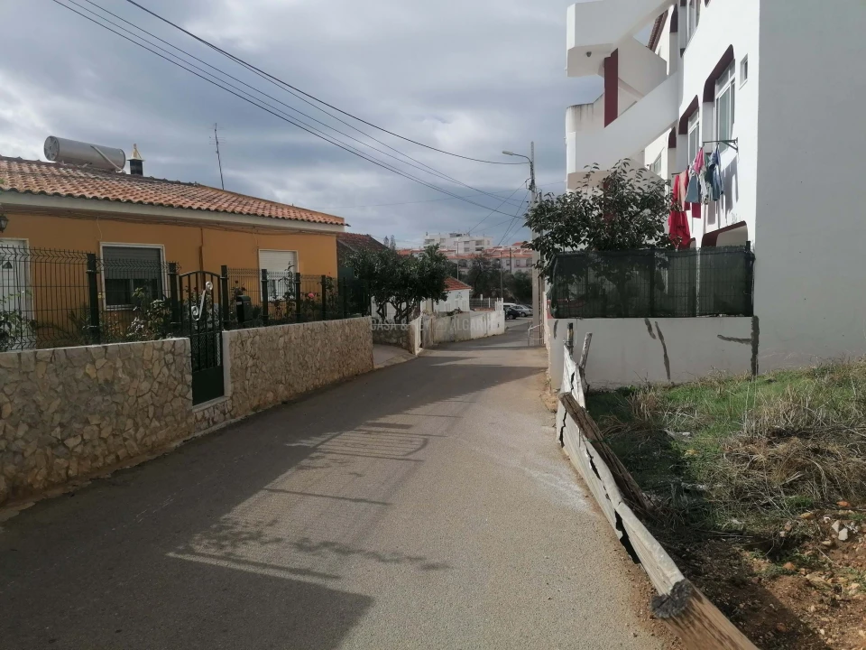 Terreno para Venda em Estômbar e Parchal Foto 4