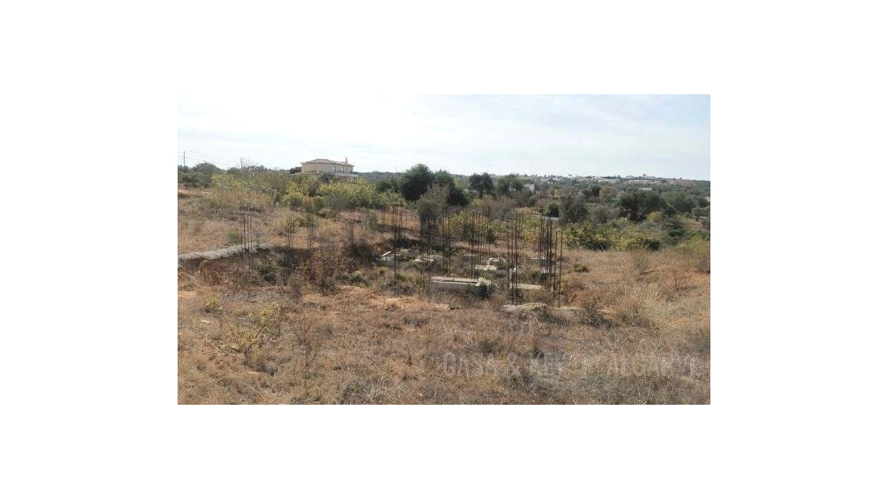 Terreno para Venda em Estômbar e Parchal Foto 7