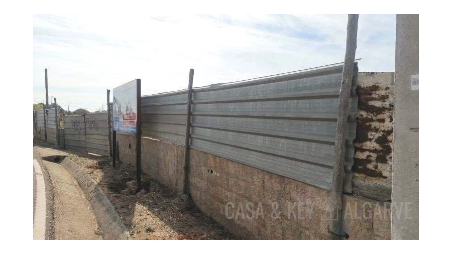 Terreno para Venda em Estômbar e Parchal Foto 3