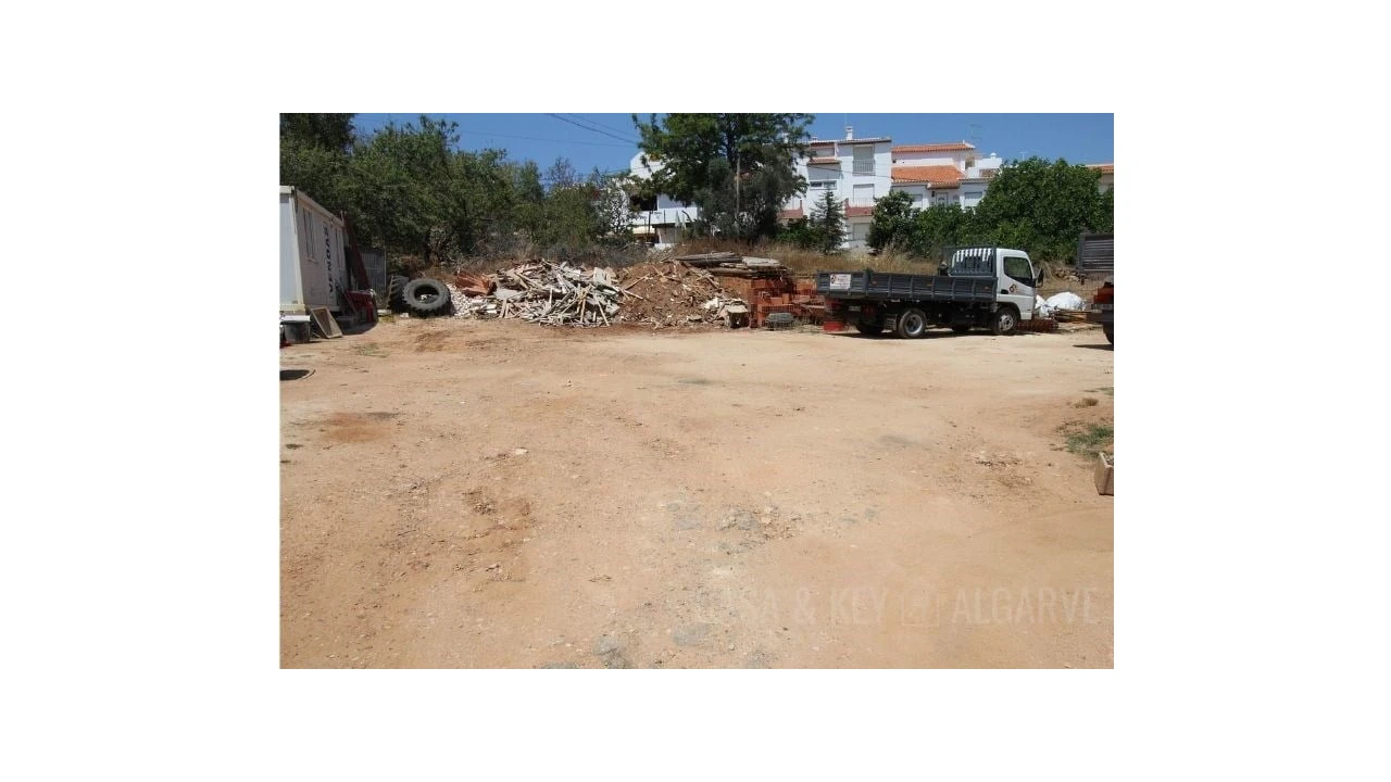 Terreno para Venda em Ferragudo Foto 4