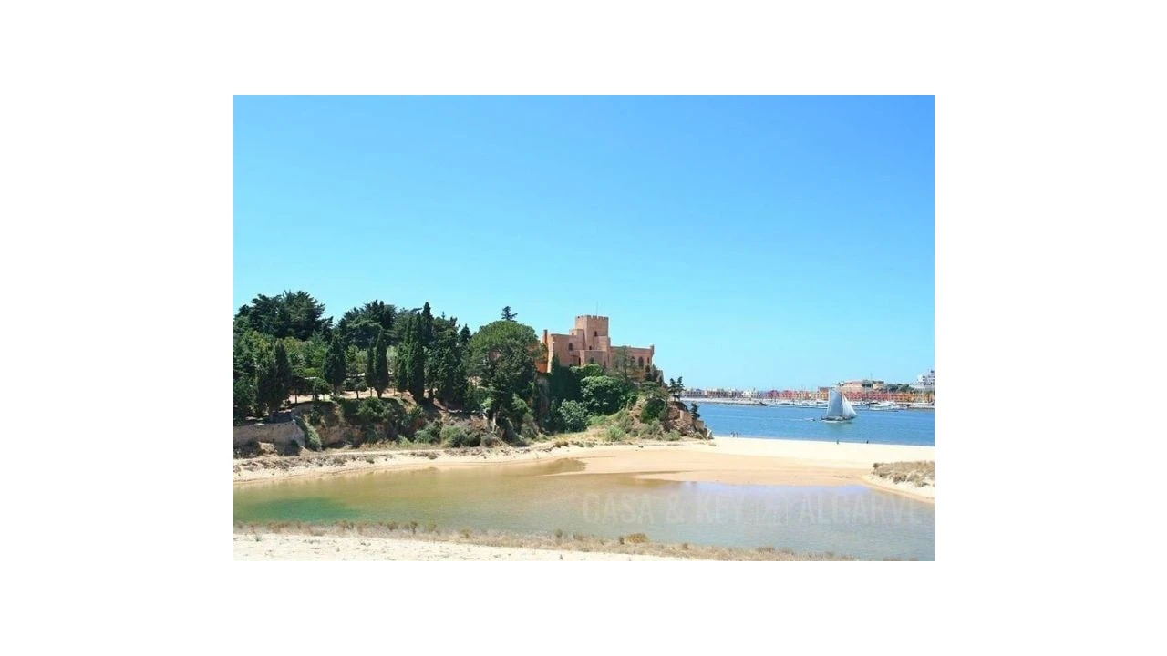 Terreno para Venda em Ferragudo Foto 6