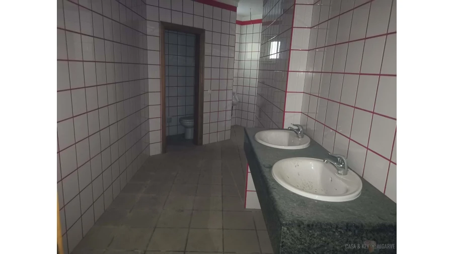 Negócio para Venda em Ferragudo Foto 17