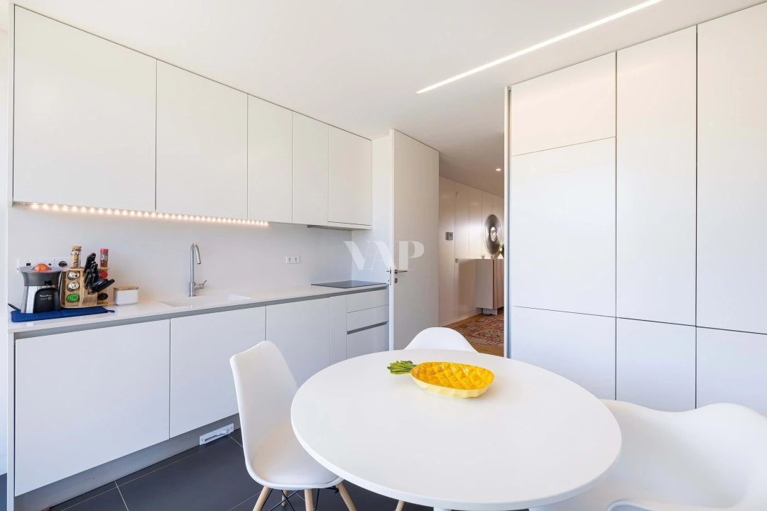 Apartamento T3 para Venda em Quarteira Foto 12