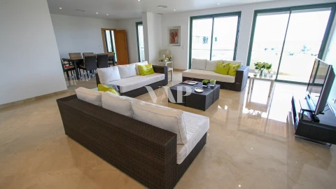 Apartamento T3 para Venda em Quarteira