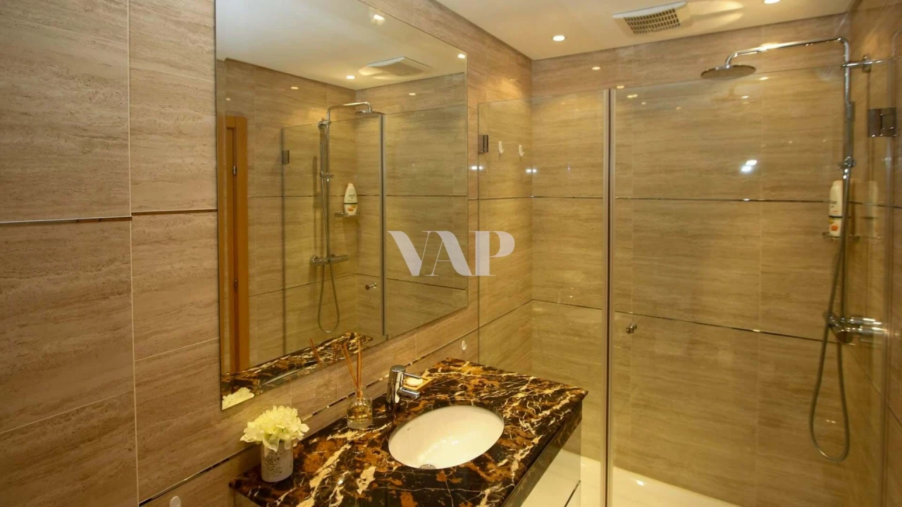Apartamento T3 para Venda em Quarteira Foto 16