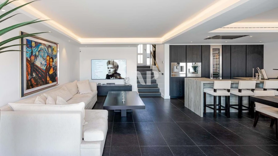 Apartamento T2 para Venda em Quarteira Foto 6