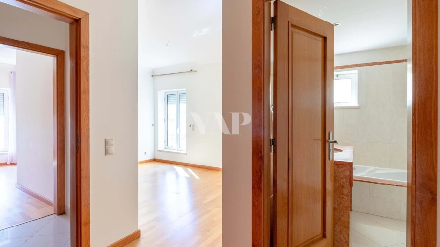 Apartamento T3 para Venda em Quarteira Foto 12