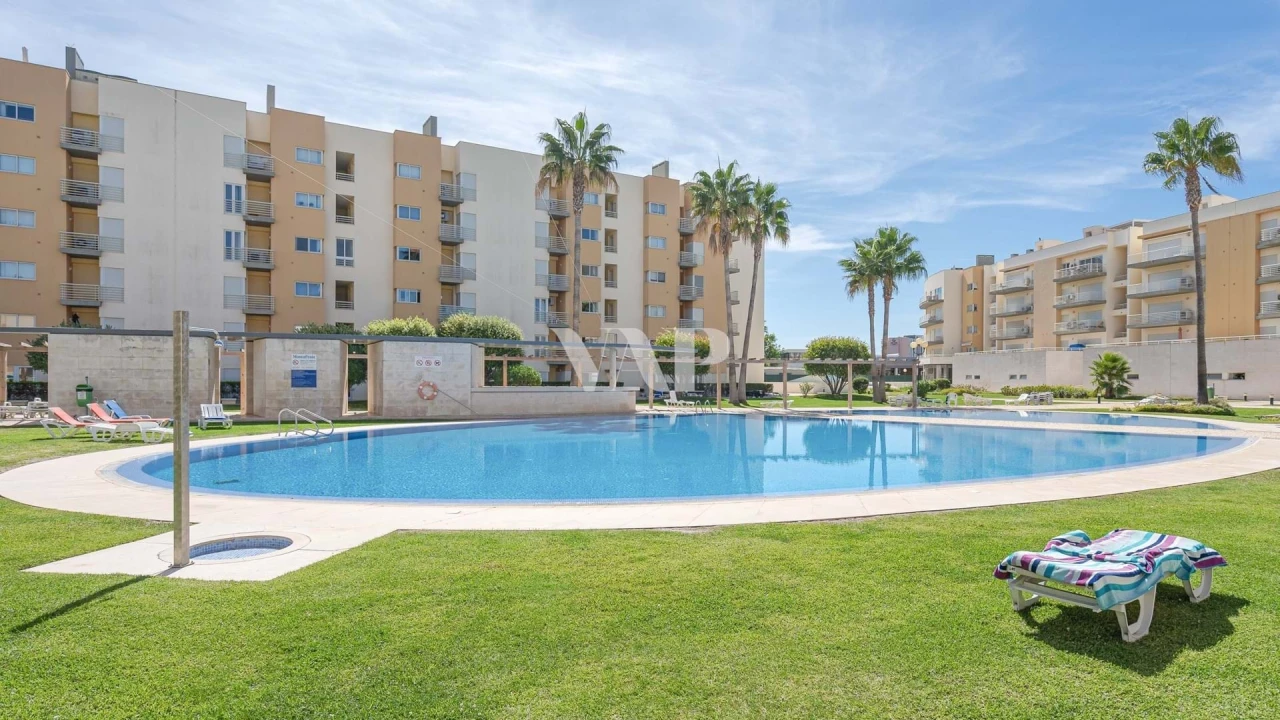 Apartamento T3 para Venda em Quarteira Foto 1