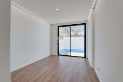 Moradia T3 para Venda em Olhão