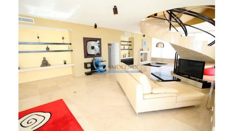Apartamento T4 para Venda em Albufeira e Olhos de Água