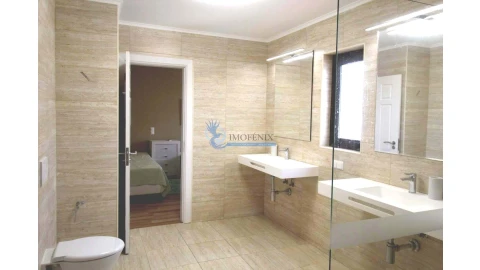 Apartamento T4 para Venda em Albufeira e Olhos de Água