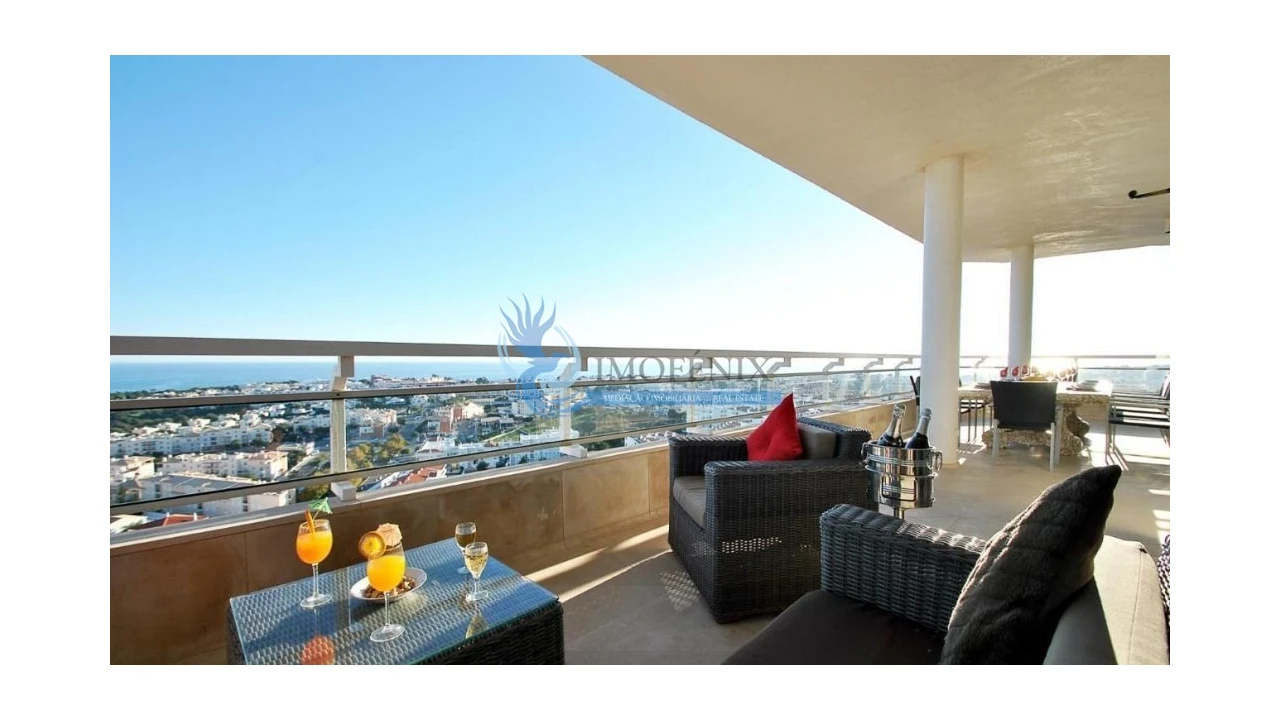 Apartamento T4 para Venda em Albufeira e Olhos de Água Foto 9