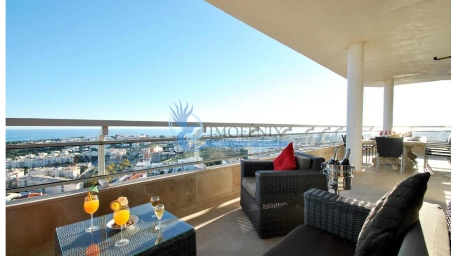 Apartamento T4 para Venda em Albufeira e Olhos de Água Foto 9