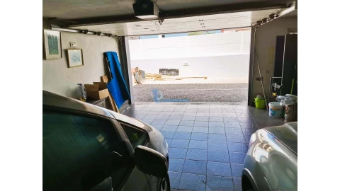 Moradia T4 para Venda em Albufeira e Olhos de Água