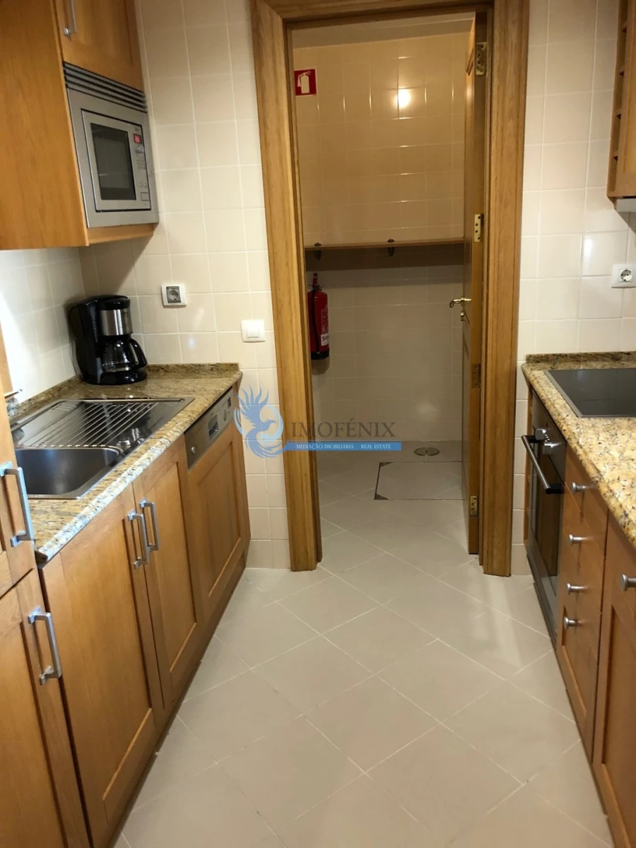 Apartamento T2 para Venda em Albufeira e Olhos de Água Foto 28