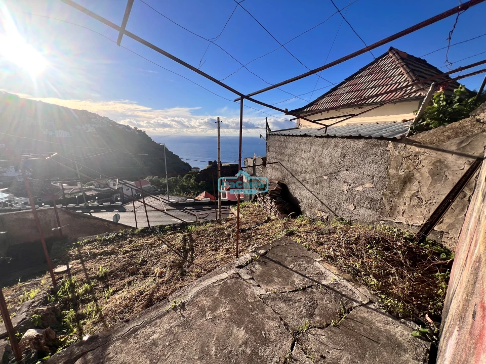 Moradia T3 para Venda em Calheta Foto 30