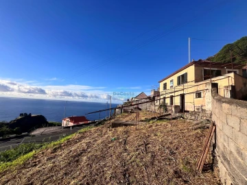 Moradia T3 para Venda em Calheta