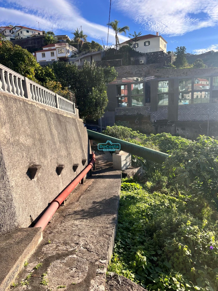 Moradia T3 para Venda em Calheta Foto 36