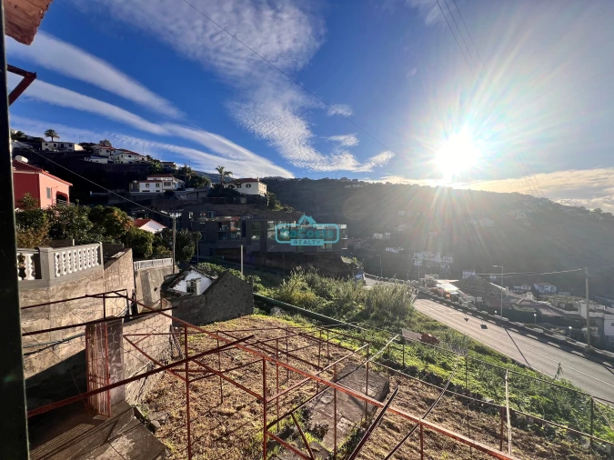 Moradia T3 para Venda em Calheta Foto 9