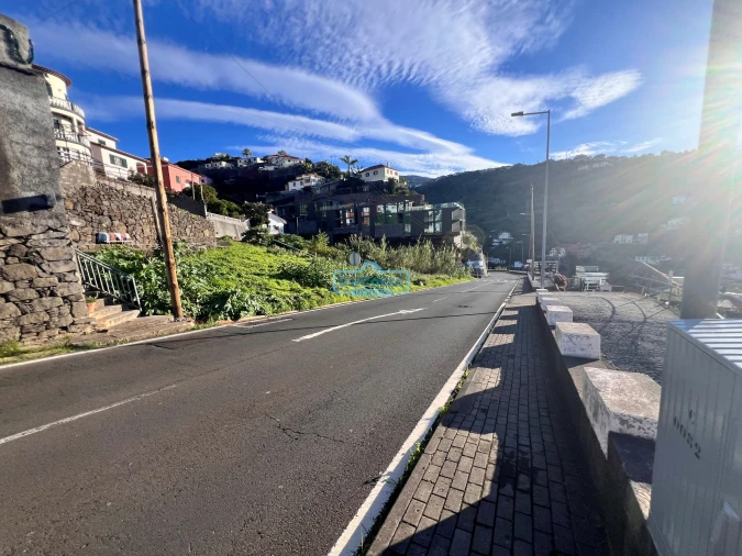 Moradia T3 para Venda em Calheta Foto 43