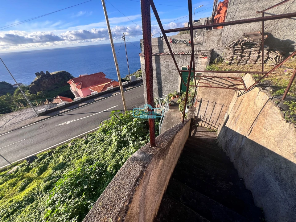 Moradia T3 para Venda em Calheta Foto 33