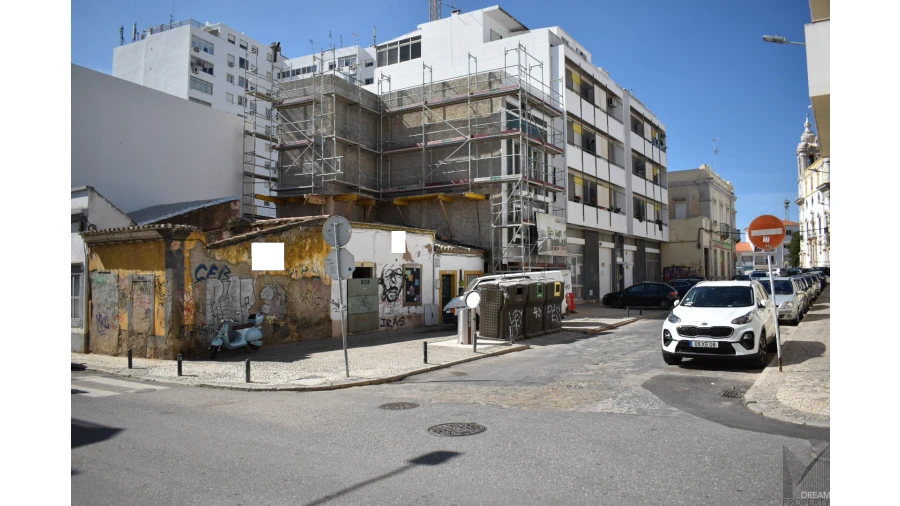 Moradia T2 para Venda em Faro (Sé e São Pedro) Foto 4