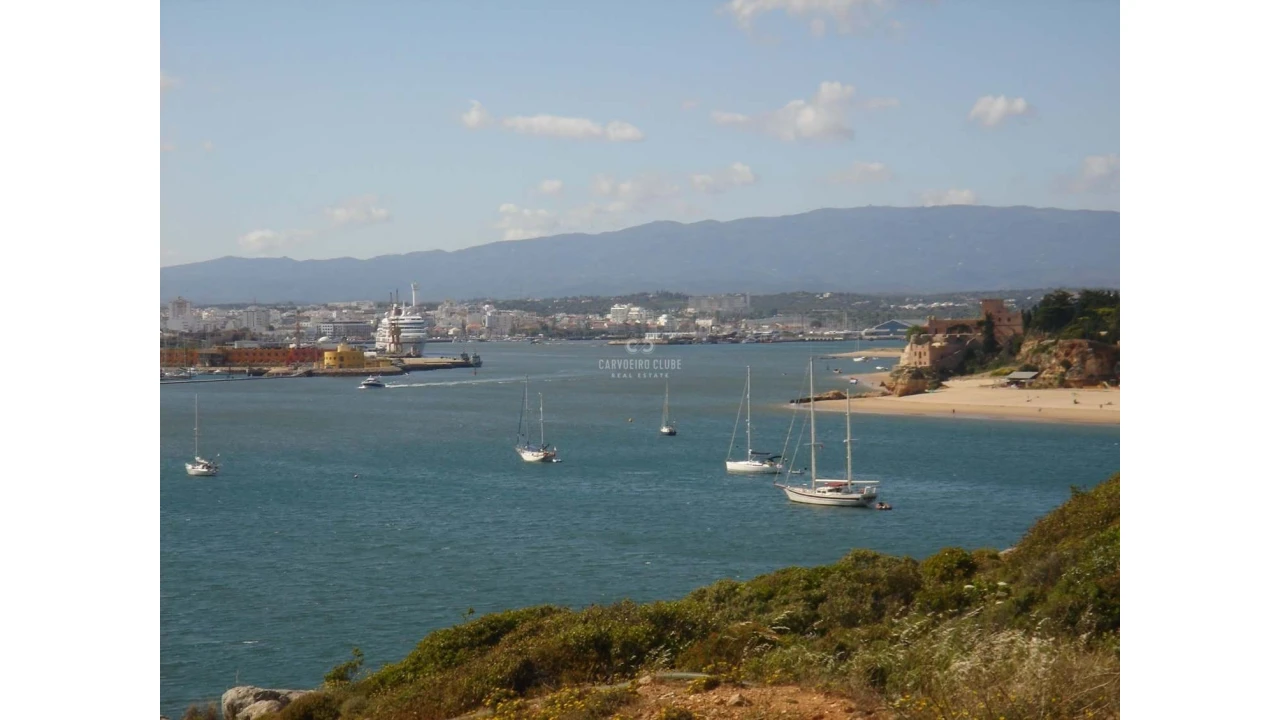 Apartamento para Venda em Lagoa e Carvoeiro Foto 11